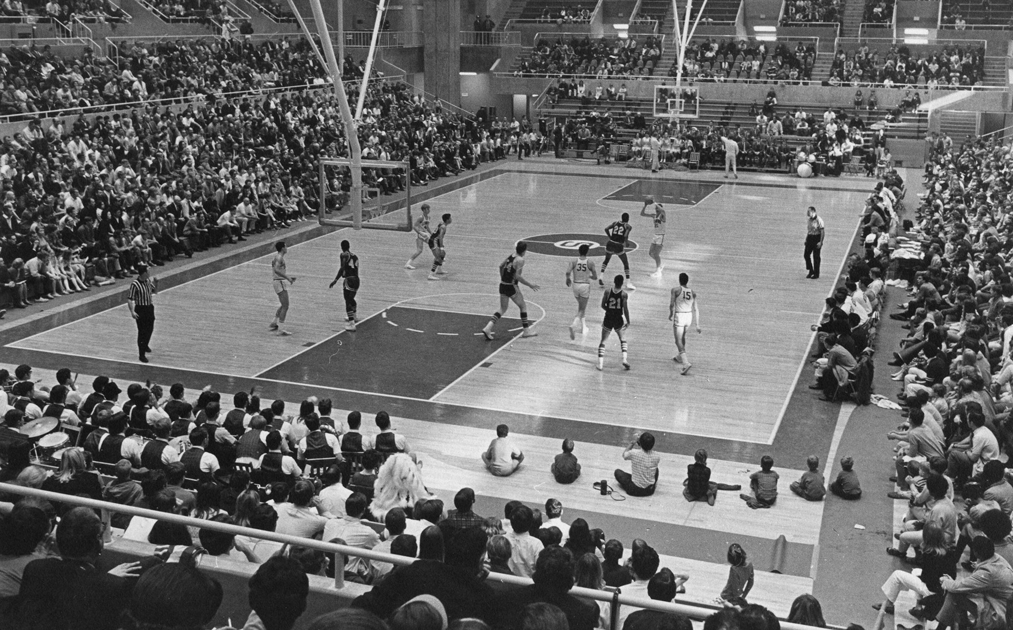 Men's Basketball 2024-25 - Stanford Cardinal - Official Athletics Website