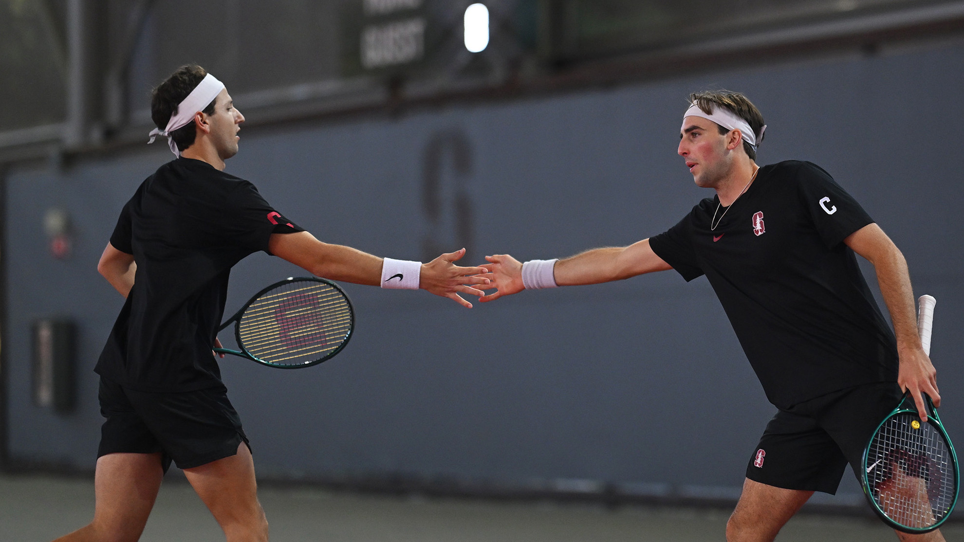 Men’s Tennis Sweeps Boston College