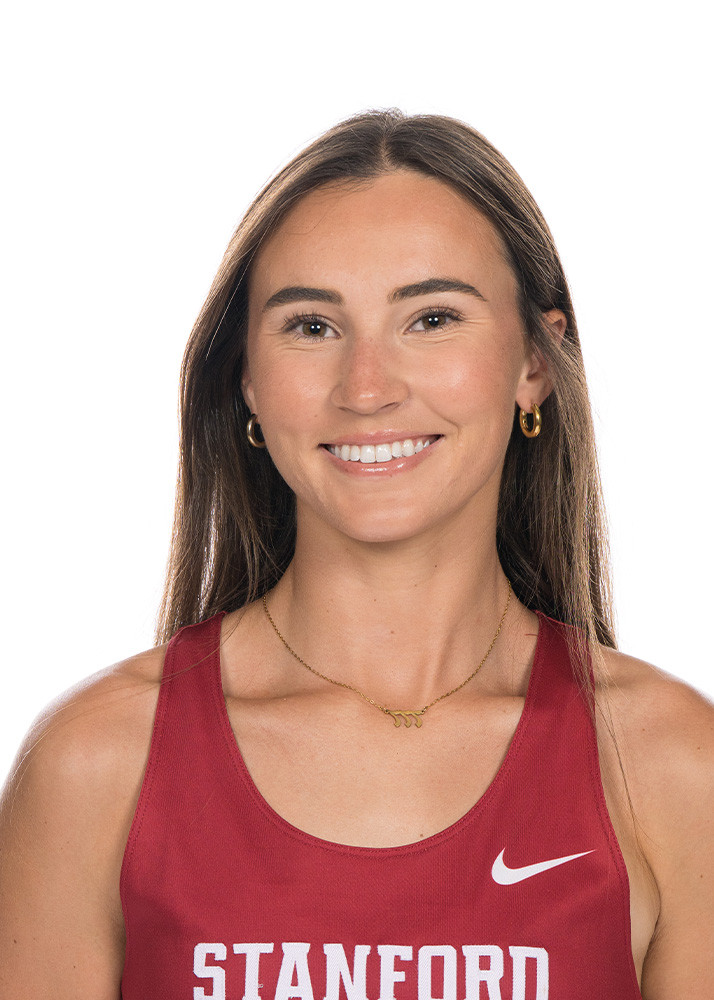 Chloe Hoffman headshot